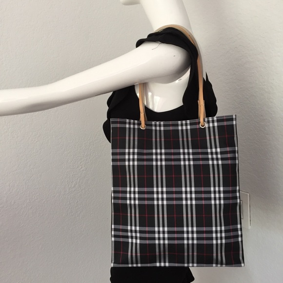 Burberry check nylon tote bag - Picture 7 of 11